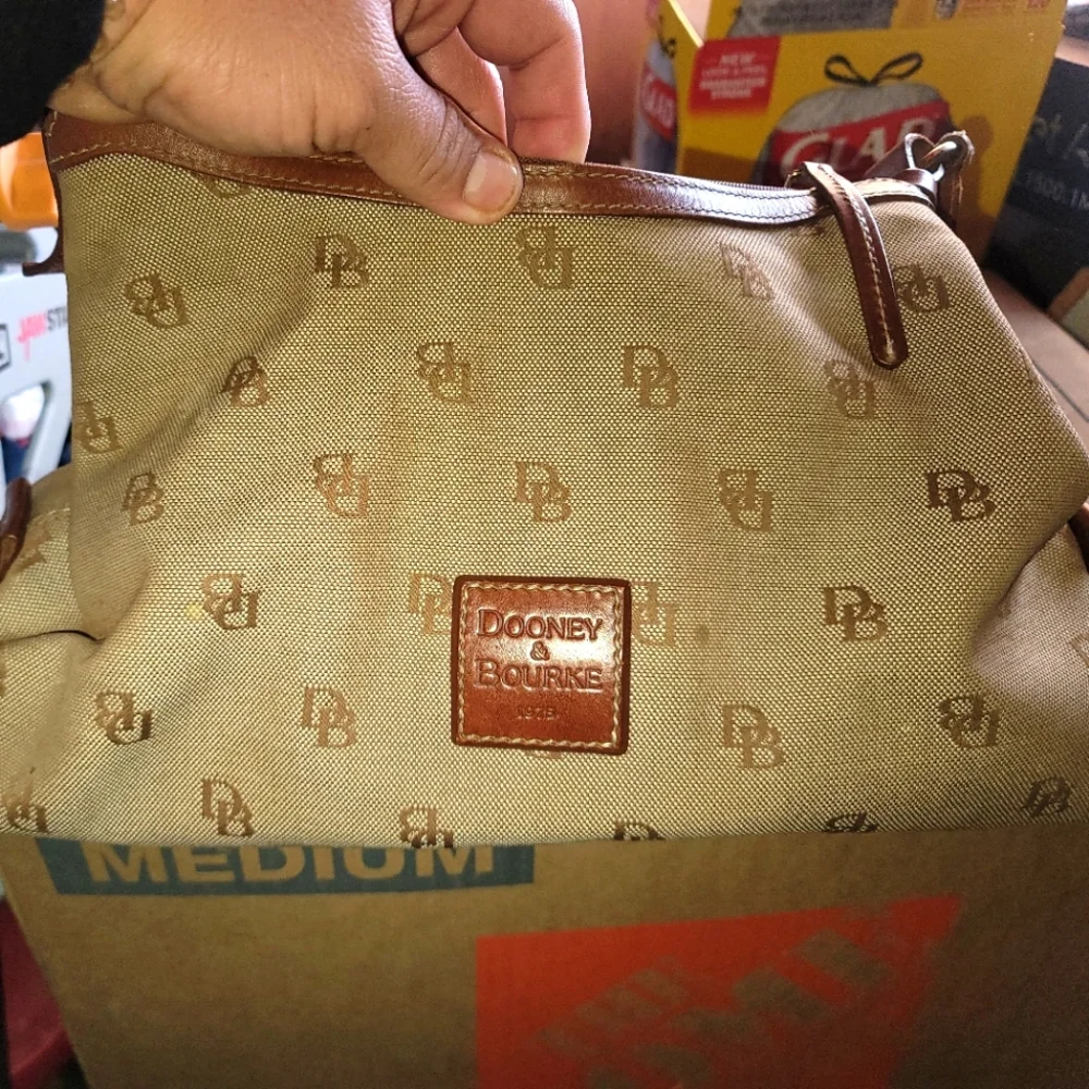 Handbag - Picture 1 of 1